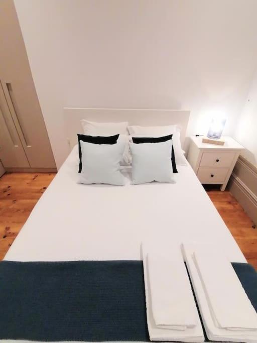 Alvares Cabral Apartamento D Appartamento Oporto